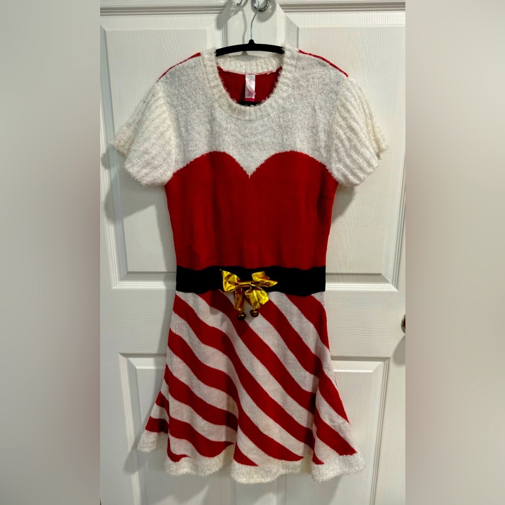 No Boundaries Mrs. Claus Skater Dress Size XL (15-17) Color Red White Gold Black